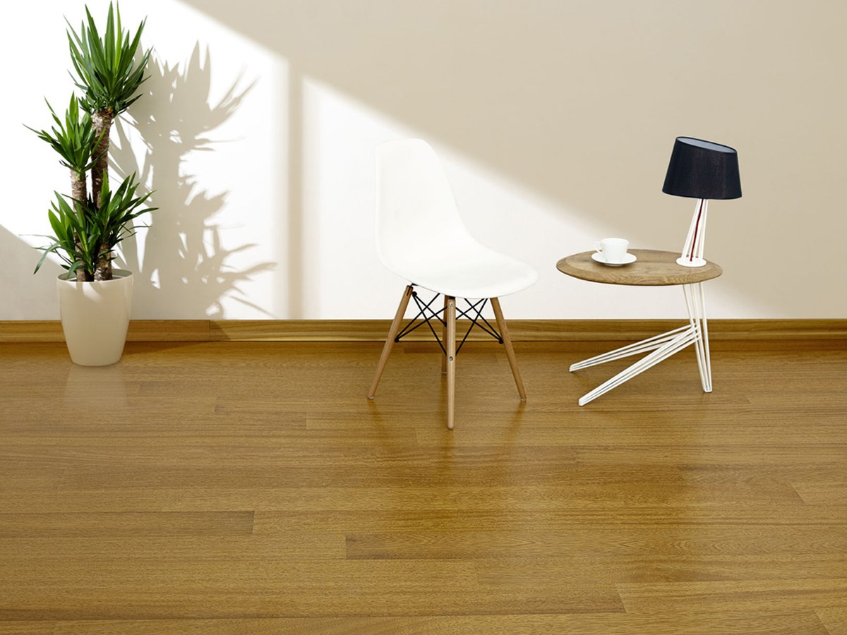 Iroko plank close-up